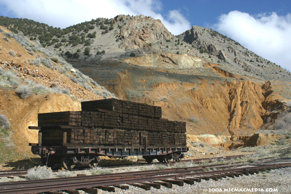 Nugget #68 D Flatcar railroad ties copy Nugget #68 D Flatcar railroad ties copy